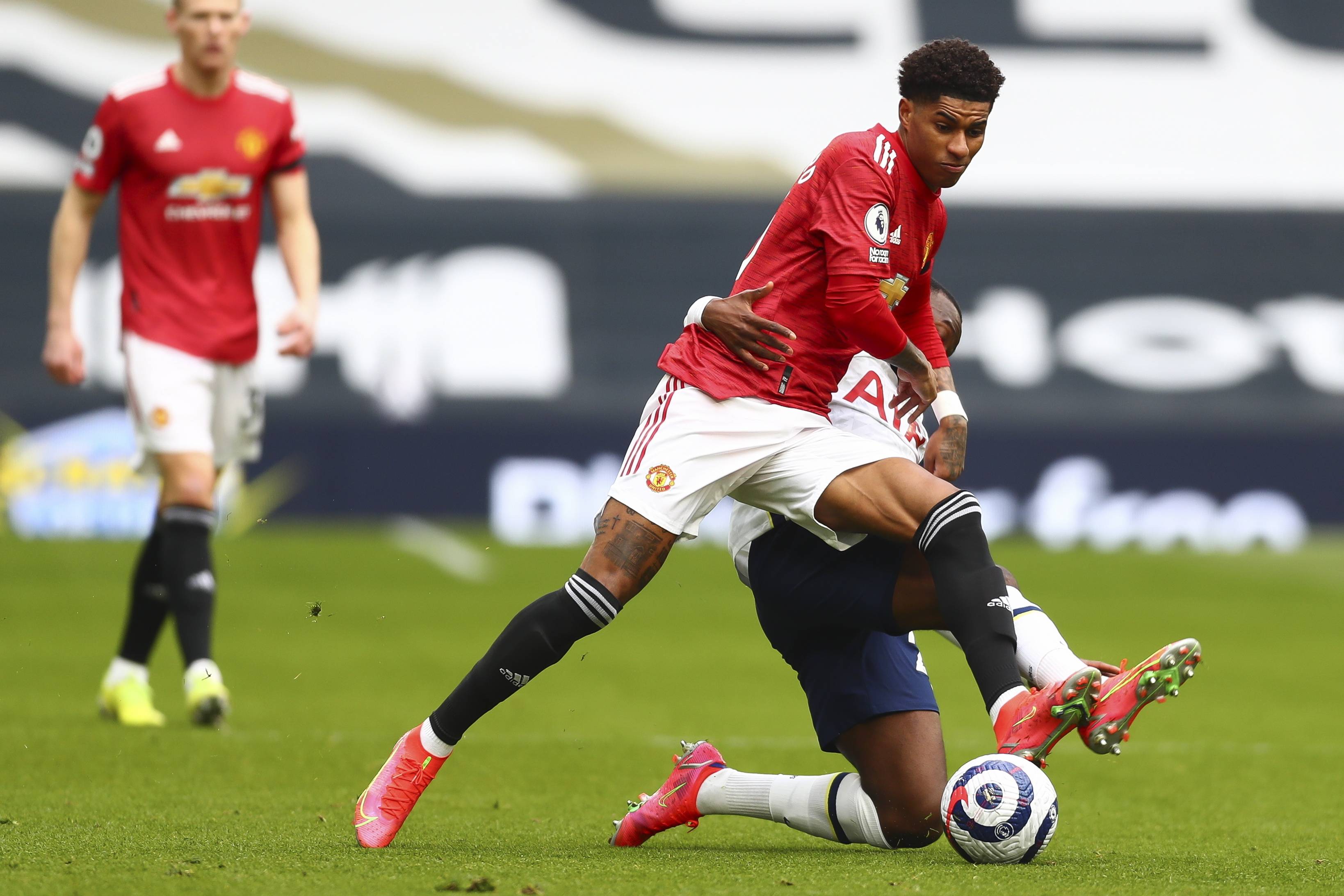 但哲凯赖什 但哲凯赖什